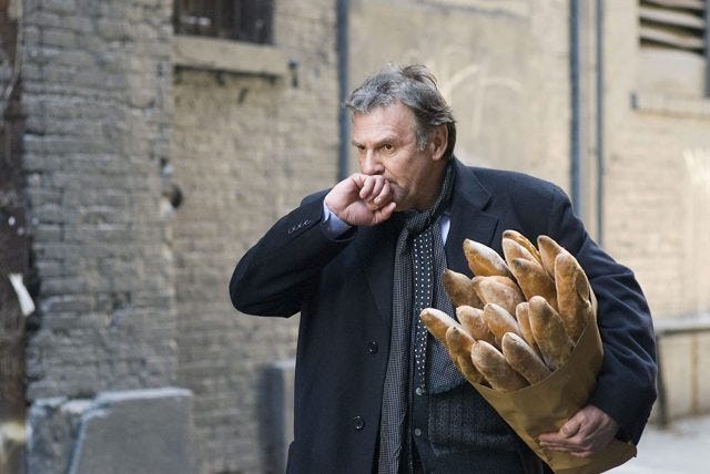 A Can't-Miss Story About Bleeding on George Clooney's Couch Post image